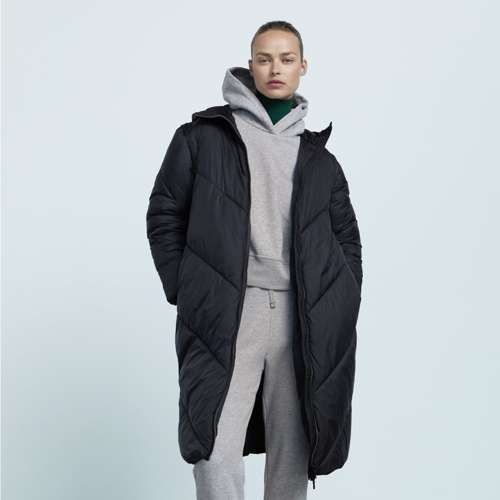 Zara puffer coat with removable sleeves - like new!